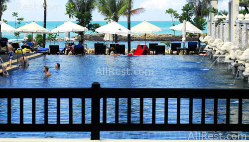 Khao Lak Seaview Resort & Spa 9